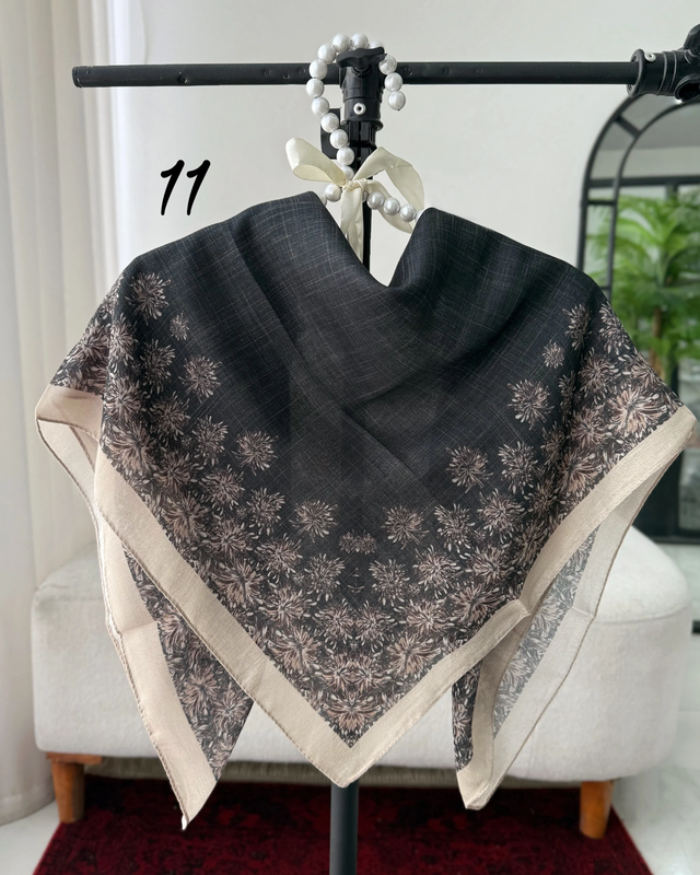 روسری نخی حاشیه گلدار 5569