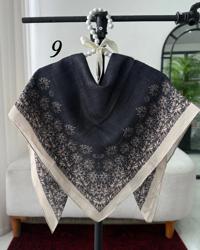 روسری نخی حاشیه گلدار 5569