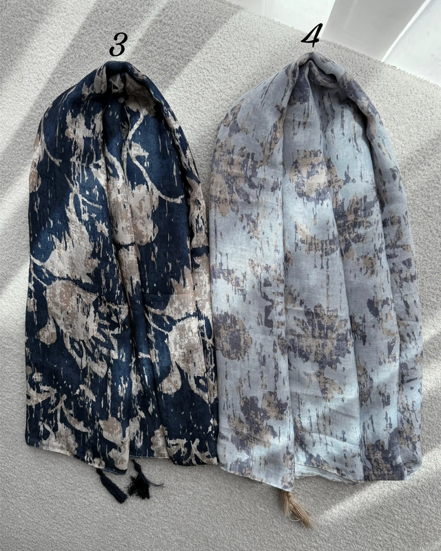 شال نخی طرح گل دار 5592 