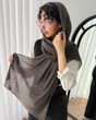 شال برشکا ساده زنانه با استایل تابستانی 