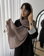 شال برشکا مشکی کرم طرحدار 5642